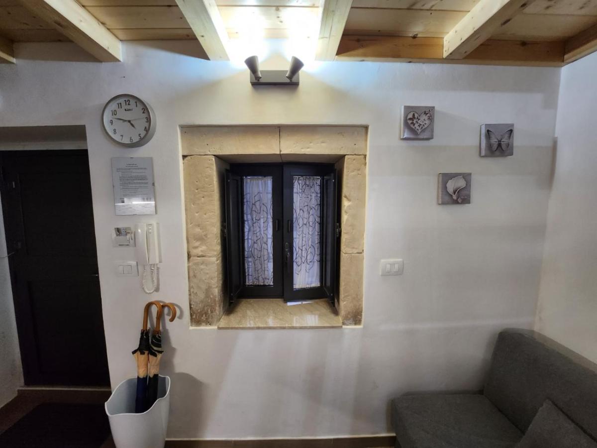 锡拉库扎Il Cortile Della Patrona公寓 外观 照片